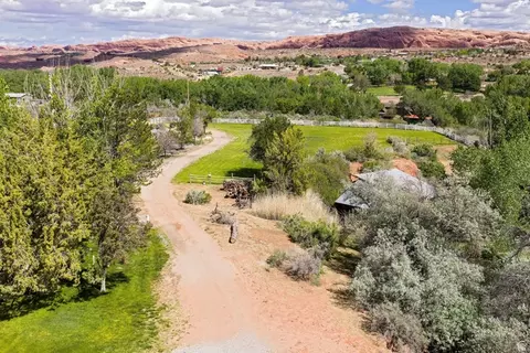 View/Area - 2810 E Nuevo Ct, Moab, UT 84532 photo 6 of 7