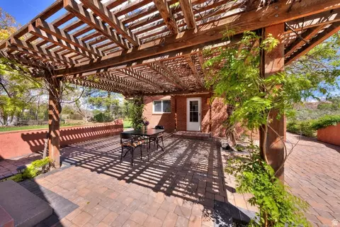 Exterior - 2810 E Nuevo Ct, Moab, UT 84532 photo 1 of 20