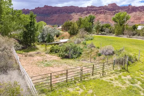 Exterior - 2810 E Nuevo Ct, Moab, UT 84532 photo 20 of 20