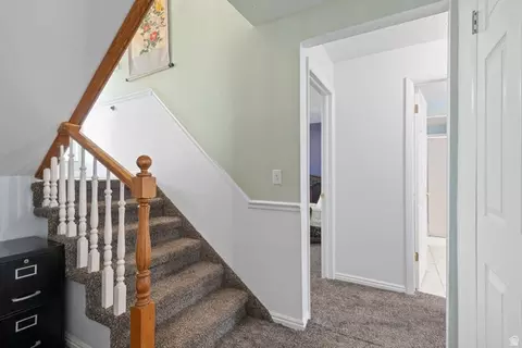 Entry Way - 553 N 200 W, Bountiful, UT 84010 photo 2 of 3