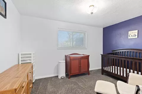 Bedroom - 553 N 200 W, Bountiful, UT 84010 photo 4 of 5
