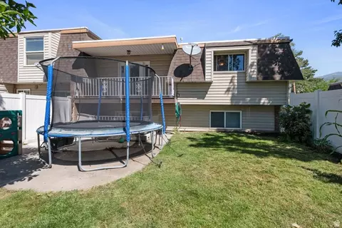 Exterior - 553 N 200 W, Bountiful, UT 84010 photo 1 of 2