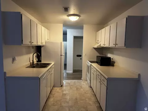 1860 W 500 St N #C-15, Salt Lake City, UT 84116