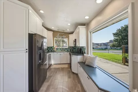 Kitchen - 502 N Main St, Bountiful, UT 84010 photo 2 of 3