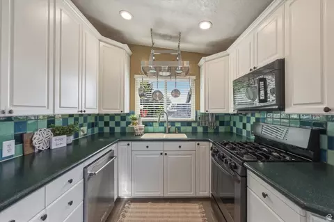Kitchen - 502 N Main St, Bountiful, UT 84010 photo 1 of 3