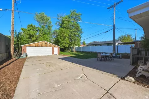 Exterior - 502 N Main St, Bountiful, UT 84010 photo 5 of 10