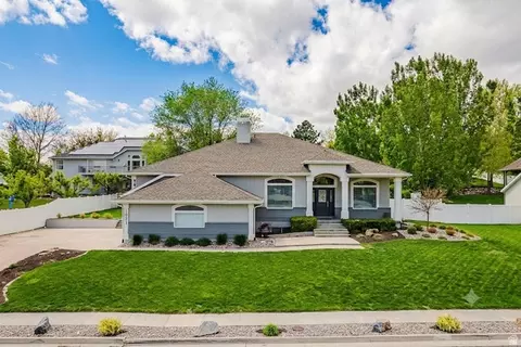 12008 S Reeves Ln, Riverton, UT 84065