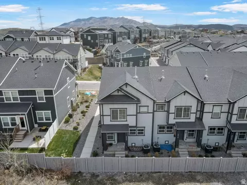 View/Area - 4423 E Longleaf Ln, Eagle Mountain, UT 84005 photo 4 of 6