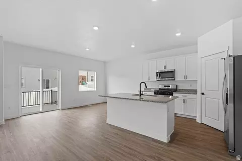 Kitchen - 7299 Slick Rock Way N, Eagle Mountain, UT 84005 photo 1 of 2