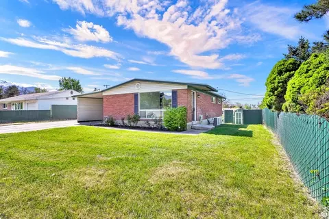 31 W Gordon Ave, Layton, UT 84041