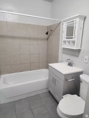 Bath - 114 Doxey St, Ogden, UT 84401 photo 2 of 2