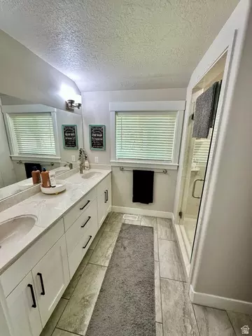 Bath - 362 S 800 E, Spanish Fork, UT 84660 photo 1 of 3
