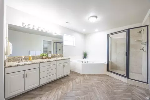 Bath - 1776 E 1900 N, North Logan, UT 84341 photo 2 of 4