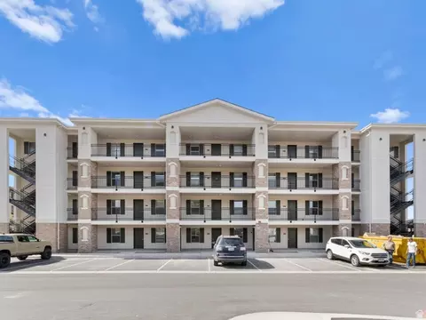 1140 W 950 N #D301, Orem, UT 84057