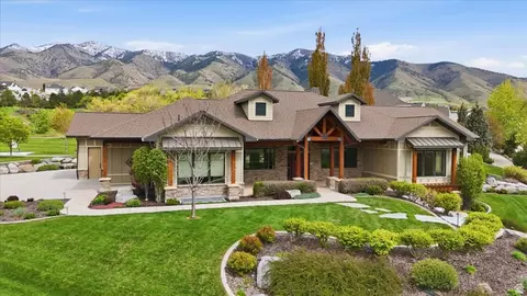 Exterior - 715 Bluff St, Hyde Park, UT 84318 photo 14 of 14