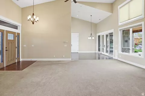 Living - 715 Bluff St, Hyde Park, UT 84318 photo 9 of 10