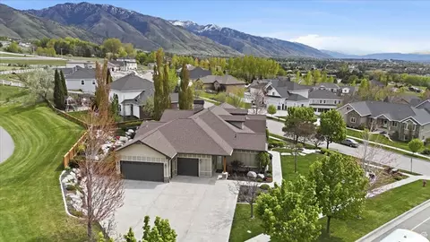 View/Area - 715 Bluff St, Hyde Park, UT 84318 photo 2 of 13