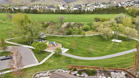 View/Area - 715 Bluff St, Hyde Park, UT 84318 photo 8 of 13