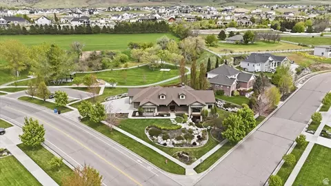 View/Area - 715 Bluff St, Hyde Park, UT 84318 photo 6 of 13