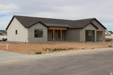 4933 N Remington, Enoch, UT 84721