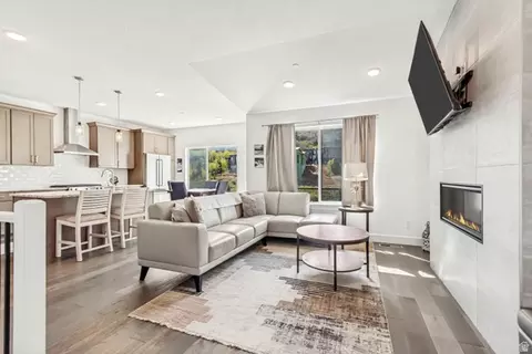 8210 N Toll Creek Ln, Park City, UT 84098