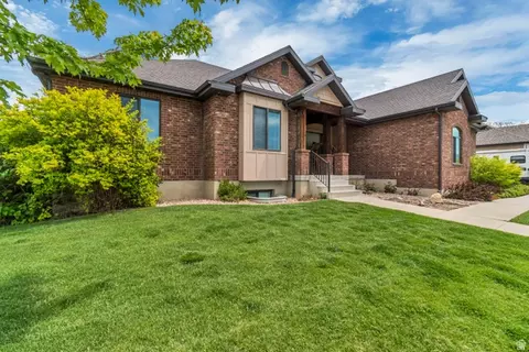 Exterior - 151 S 650 E, Salem, UT 84653 photo 3 of 7