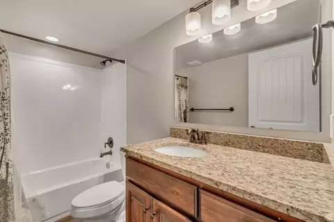 Bath - 151 S 650 E, Salem, UT 84653 photo 5 of 5