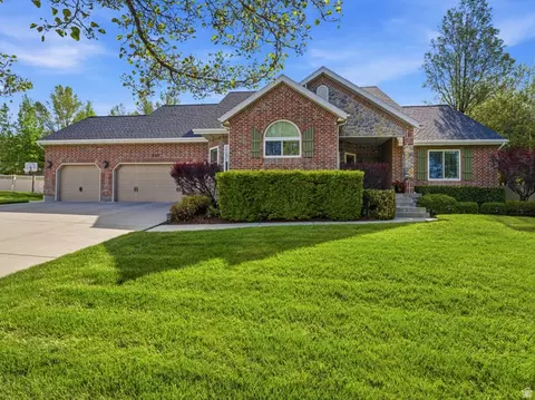 355 S Wood Dr E, Alpine, UT 84004