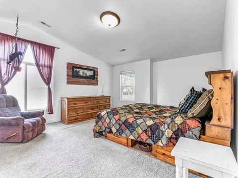 Bedroom - 8982 S 4800 W, Payson, UT 84651 photo 5 of 6