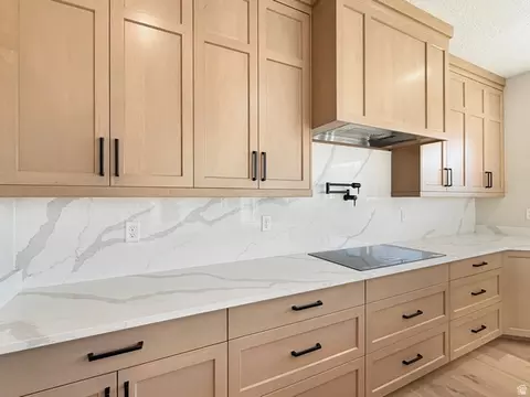Kitchen - 172 E 4100 St N #130, North Ogden, UT 84414 photo 2 of 3