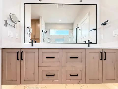 Bath - 172 E 4100 St N #130, North Ogden, UT 84414 photo 6 of 6