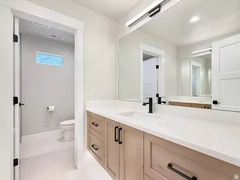 Bath - 172 E 4100 St N #130, North Ogden, UT 84414 photo 5 of 6