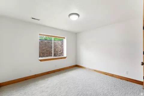 Bedroom - 1172 W Kristeldell Ct, Murray, UT 84123 photo 10 of 11