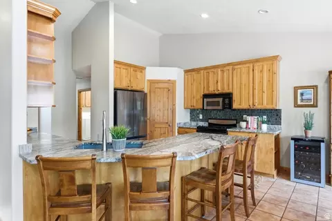 Kitchen - 1172 W Kristeldell Ct, Murray, UT 84123 photo 1 of 5