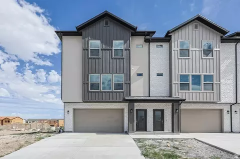 646 W Caroles Way #5, Tooele, UT 84074