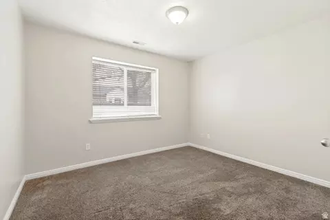 Bedroom - 8066 N Ridge Loop E #4, Eagle Mountain, UT 84005 photo 5 of 6