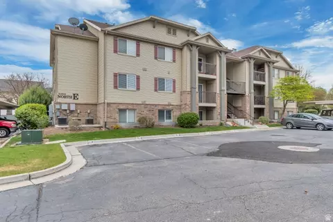 Exterior - 8066 N Ridge Loop E #4, Eagle Mountain, UT 84005 photo 6 of 6