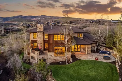 Exterior - 1210 Lasso Trl, Hideout, UT 84036 photo 2 of 15