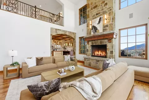 Living - 1210 Lasso Trl, Hideout, UT 84036 photo 2 of 7