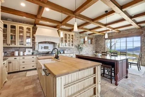 Kitchen - 1210 Lasso Trl, Hideout, UT 84036 photo 1 of 5