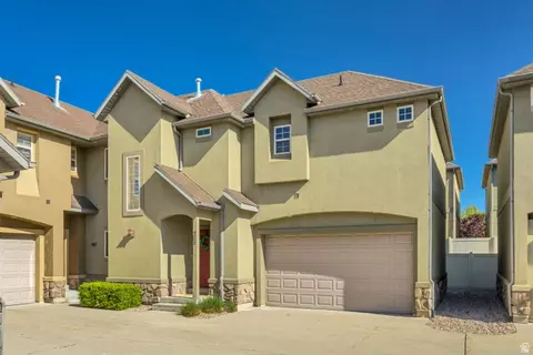 585 E Wyngate Pointe Ln, Draper, UT 84020