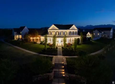 10542 S Vermillion Dr W, South Jordan, UT 84009