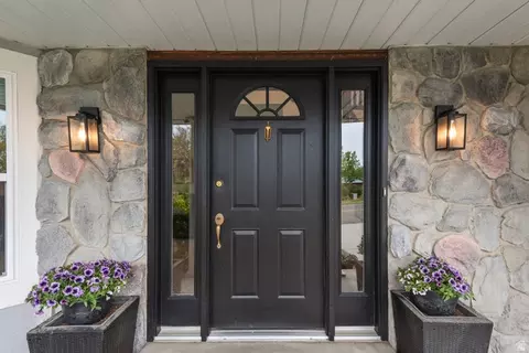 Entry Way - 1554 E Buttercup Dr, Sandy, UT 84092 photo 1 of 1