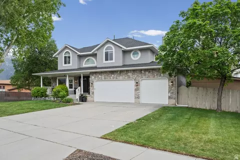 Exterior - 1554 E Buttercup Dr, Sandy, UT 84092 photo 4 of 9