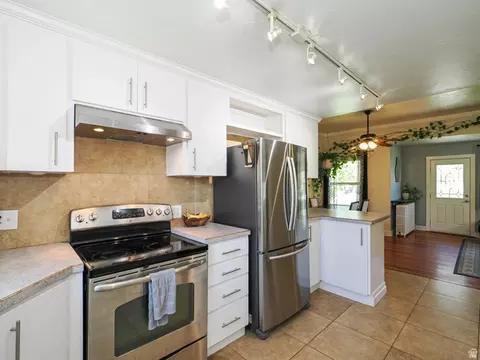 Kitchen - 140 W 500 S, Logan, UT 84321 photo 3 of 3