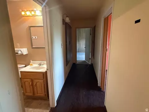 Entry Way - 23194 W Highway 35 Hwy, Duchesne, UT 84021 photo 2 of 3