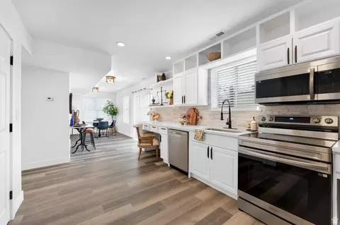 Kitchen - 564 E 300 S, Provo, UT 84606 photo 2 of 2