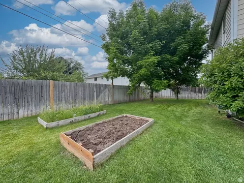 Exterior - 564 E 300 S, Provo, UT 84606 photo 4 of 5