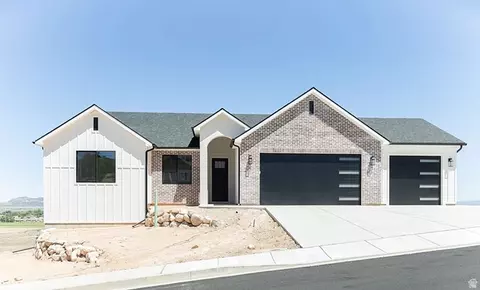 3256 W Kingsbury Dr, Cedar City, UT 84720