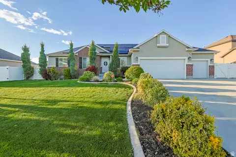 3512 W Eurasian Crane Rd #12, Clinton, UT 84015